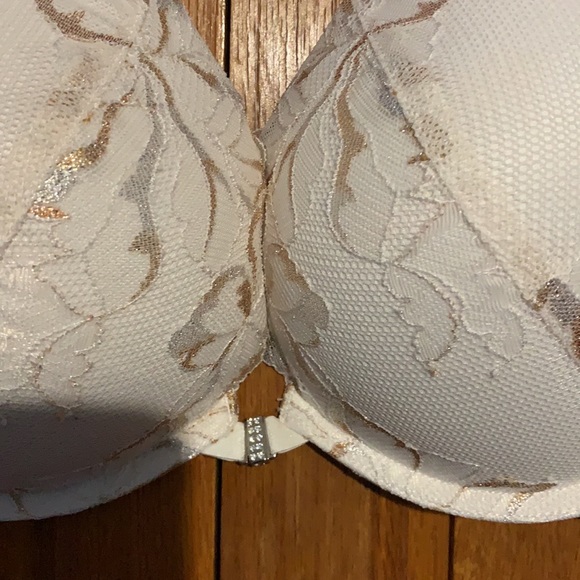 34 DDD LaSenza bras - Picture 2 of 10